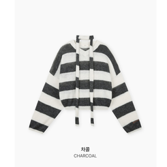 【マフラー付き】ストライプニット