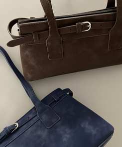 ベルトストラップショルダーバッグ