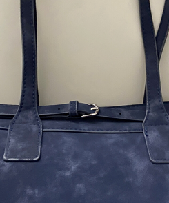 ベルトストラップショルダーバッグ