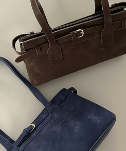 ベルトストラップショルダーバッグ