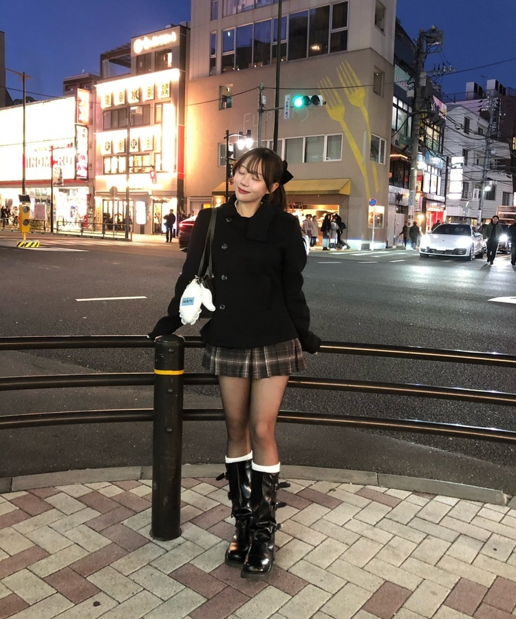 긱시크 코아 하이넥 코트 블랙