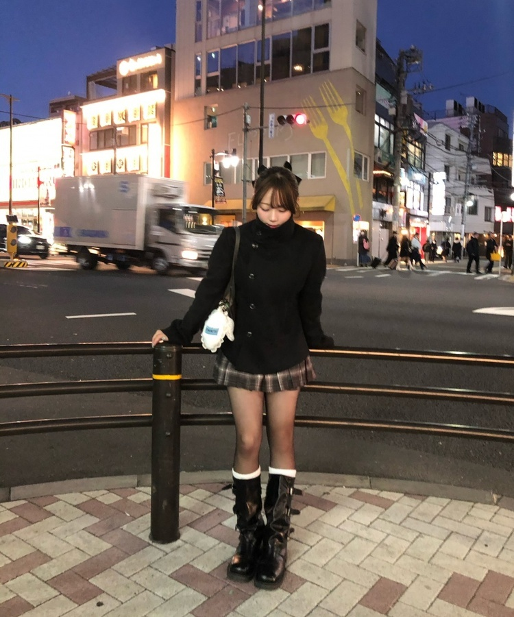 긱시크 코아 하이넥 코트 블랙