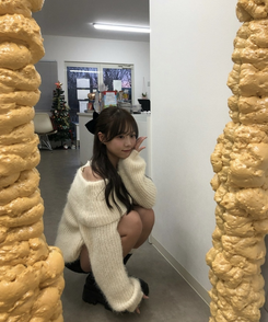 솔잎 오프 루즈핏 앙고라 니트 크림