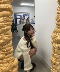 솔잎 오프 루즈핏 앙고라 니트 크림