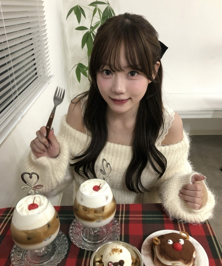 솔잎 오프 루즈핏 앙고라 니트 크림