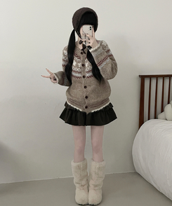 フラワーノルディックラウンドニットカーディガン BEIGE