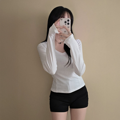 【起毛】Vネックスリットスリム無地長袖Tシャツ IVORY