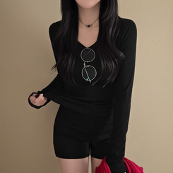 【起毛】Vネックスリットスリム無地長袖Tシャツ BLACK