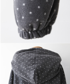 ドットフリースフードジップアップ