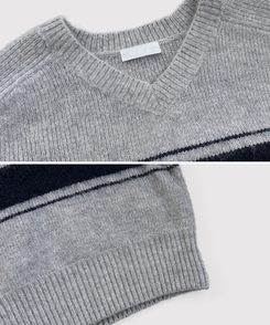 ストライプウールニット