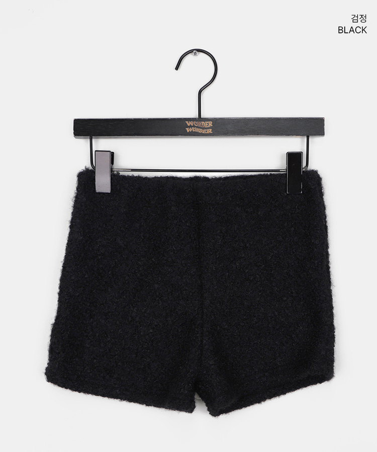 スリムウールショートパンツ