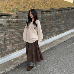 ケーブルVネックロングニット BEIGE