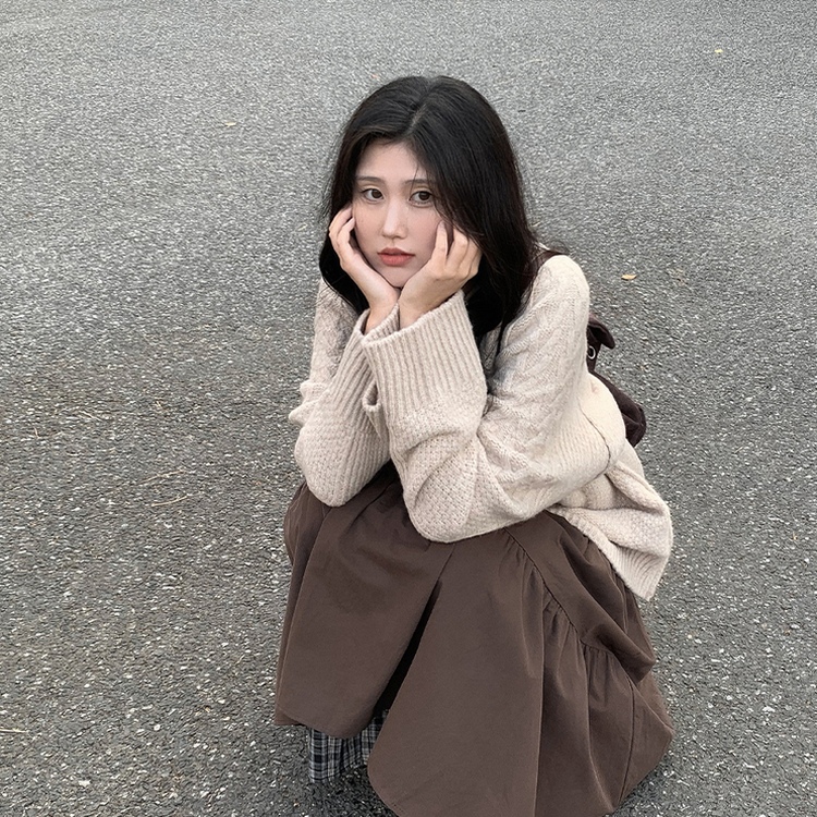 ケーブルVネックロングニット BEIGE