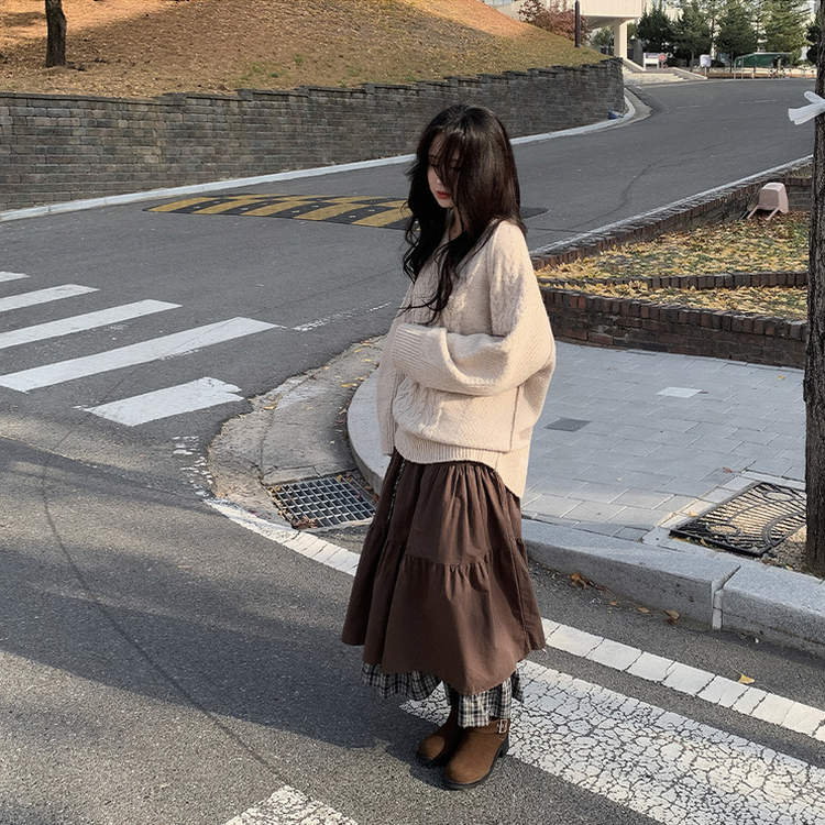 ケーブルVネックロングニット BEIGE