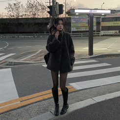 ハイネックハーフムスタンコート BLACK