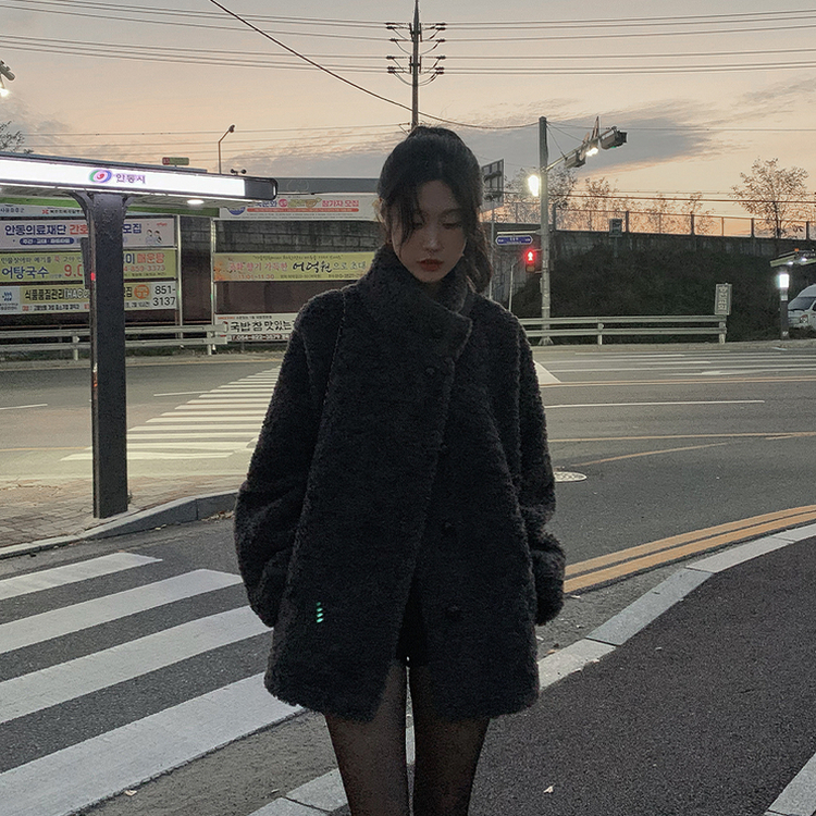 ハイネックハーフムスタンコート BLACK