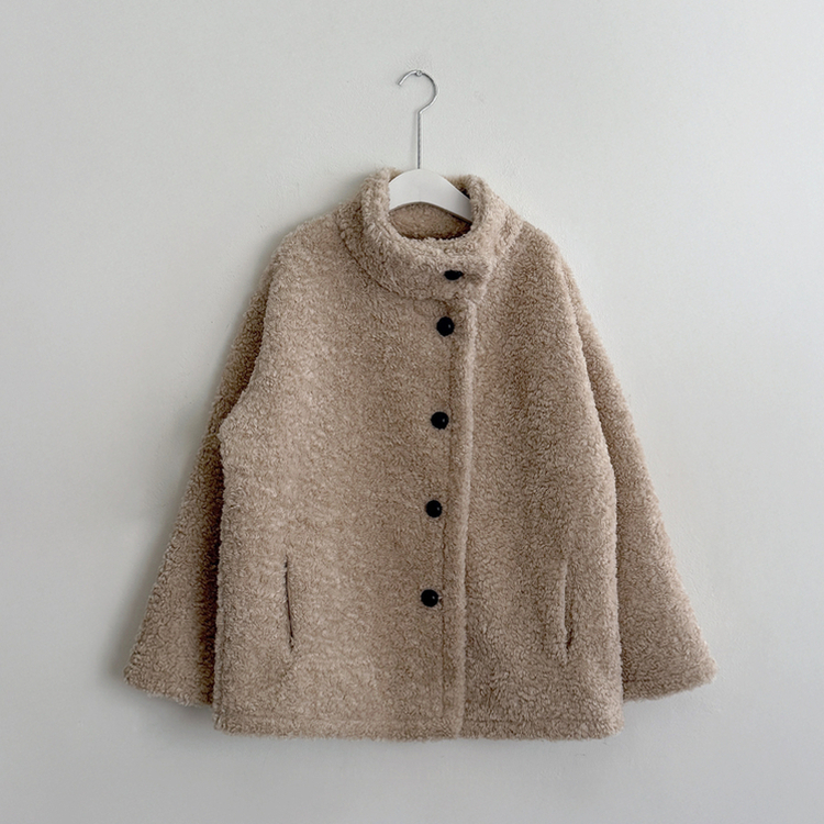 ハイネックハーフムスタンコート