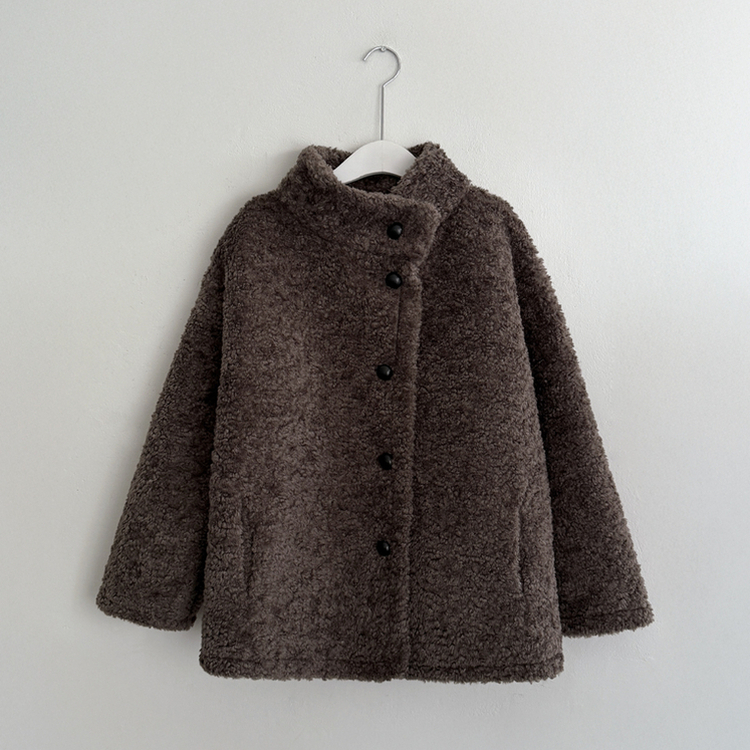 ハイネックハーフムスタンコート