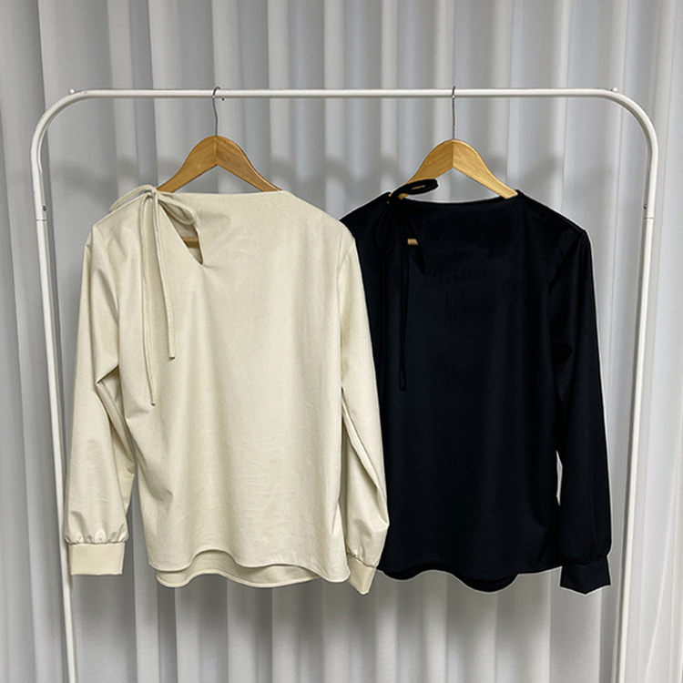 スリットリボンブラウス