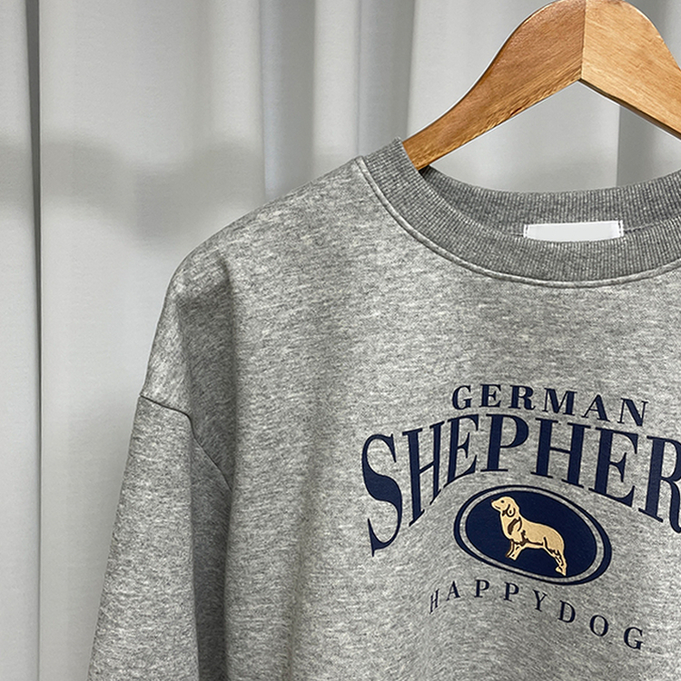 셰퍼드 프린팅 크롭 아방핏 기모 맨투맨