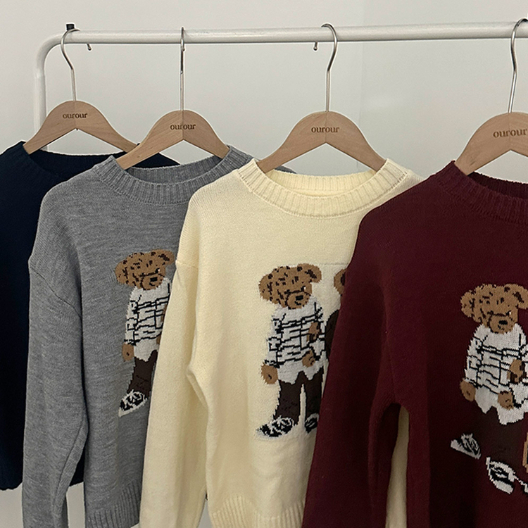 カップルクマラウンドネックニット