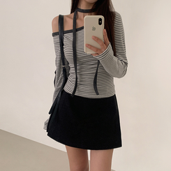 【タイ付き】ワンショルダー長袖Tシャツ IVORY