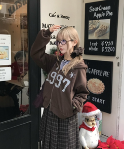 단가라 루즈 라운드 긴팔티셔츠 블랙