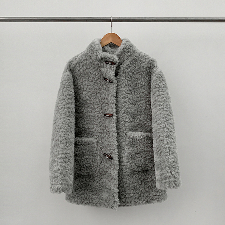 ファーハイネックダッフルコート