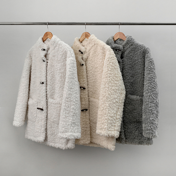 ファーハイネックダッフルコート