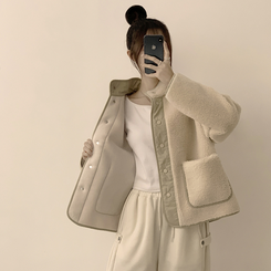 후끈후끈 도토리 양털 배색 겨울 긴팔 후리스 덤블 자켓 뽀글이 하이넥 플리스 점퍼 오버핏 데일리 아우터 아이보리