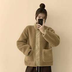 후끈후끈 도토리 양털 배색 겨울 긴팔 후리스 덤블 자켓 뽀글이 하이넥 플리스 점퍼 오버핏 데일리 아우터 카멜