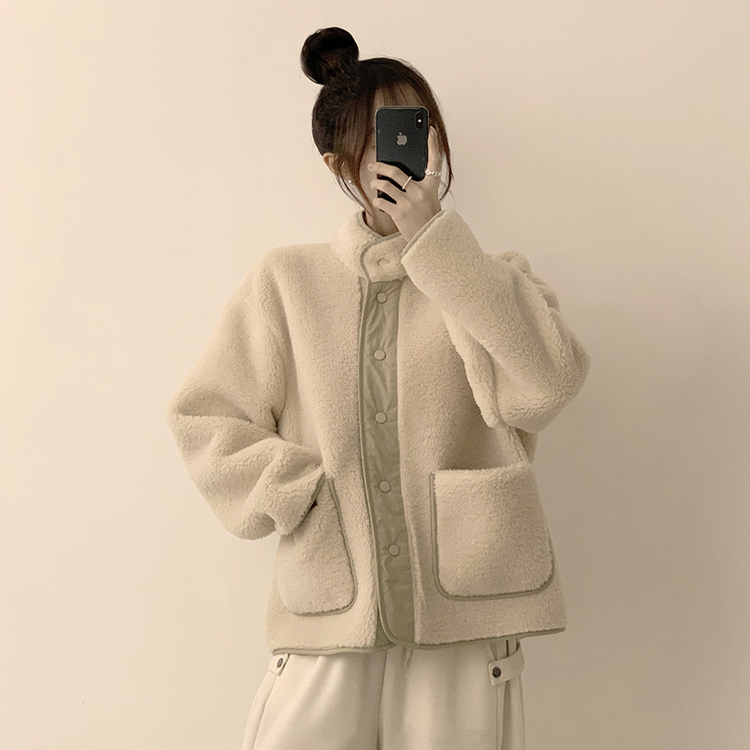 후끈후끈 도토리 양털 배색 겨울 긴팔 후리스 덤블 자켓 뽀글이 하이넥 플리스 점퍼 오버핏 데일리 아우터 아이보리