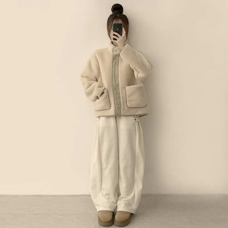 후끈후끈 도토리 양털 배색 겨울 긴팔 후리스 덤블 자켓 뽀글이 하이넥 플리스 점퍼 오버핏 데일리 아우터 아이보리