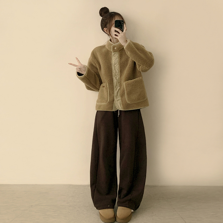 후끈후끈 도토리 양털 배색 겨울 긴팔 후리스 덤블 자켓 뽀글이 하이넥 플리스 점퍼 오버핏 데일리 아우터 카멜