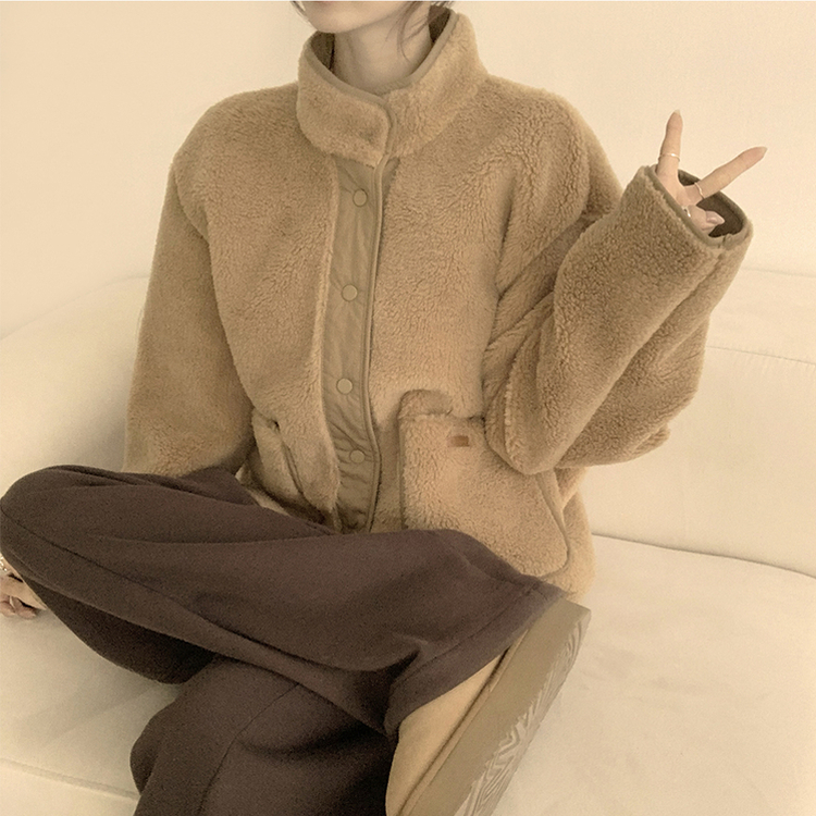 후끈후끈 도토리 양털 배색 겨울 긴팔 후리스 덤블 자켓 뽀글이 하이넥 플리스 점퍼 오버핏 데일리 아우터 브라운