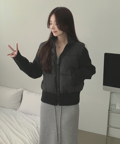 厚手ポンポンハイネックスリムニットダウン BLACK