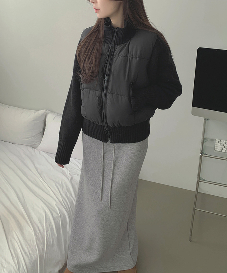 厚手ポンポンハイネックスリムニットダウン BLACK