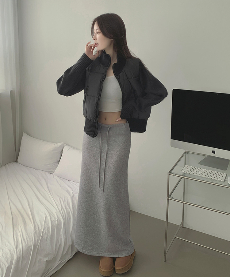 厚手ポンポンハイネックスリムニットダウン BLACK