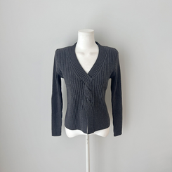 デイリーVネックニット