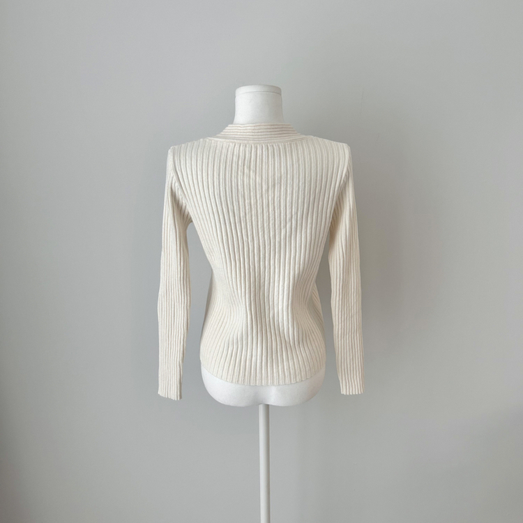 デイリーVネックニット