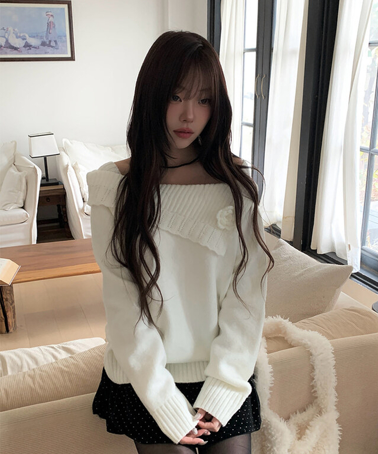 オフショルダーフラワービンテージニット WHITE