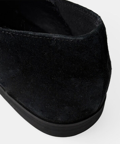 スエードローファー