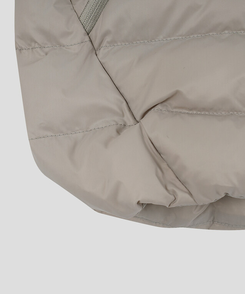 軽量スラグランハイネックダウン