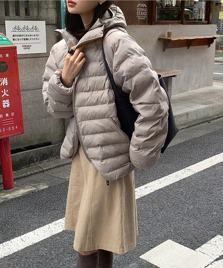 軽量スラグランハイネックダウン GRAY BEIGE