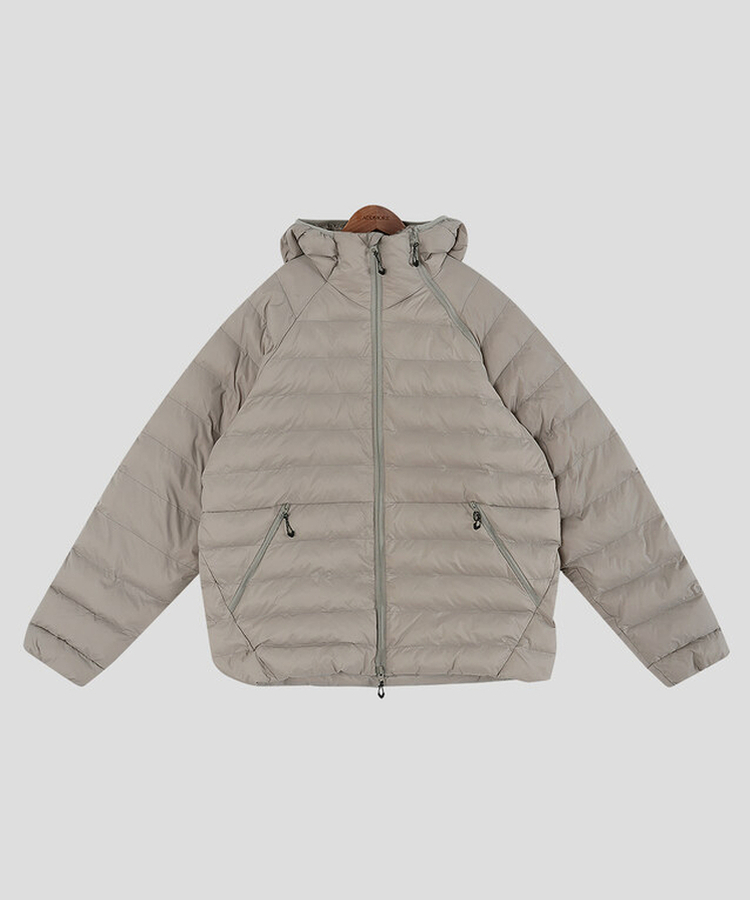 軽量スラグランハイネックダウン