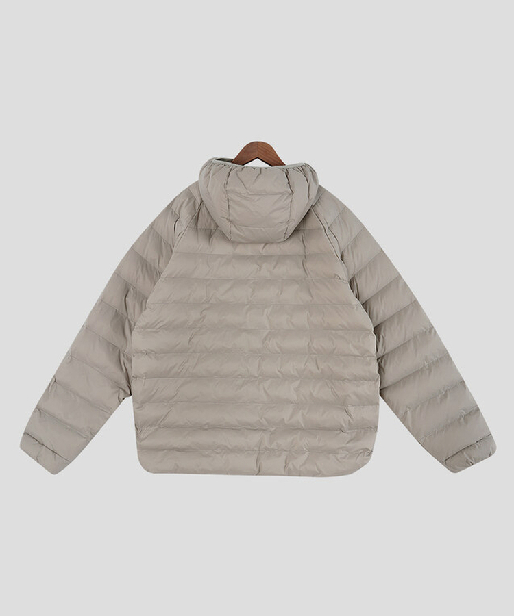 軽量スラグランハイネックダウン