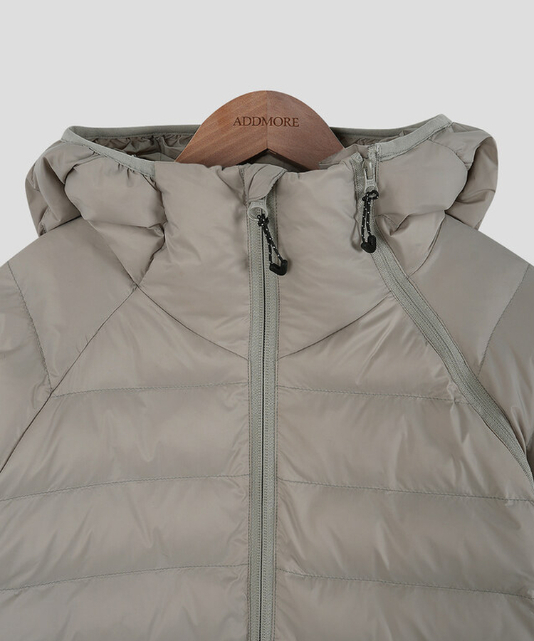 軽量スラグランハイネックダウン