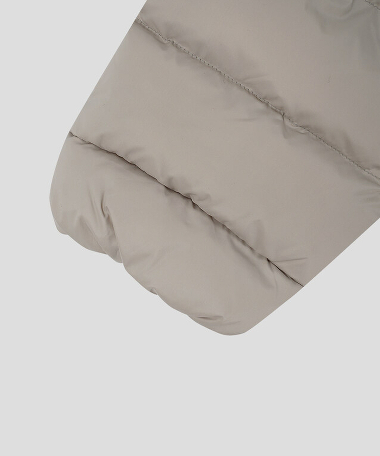 軽量スラグランハイネックダウン