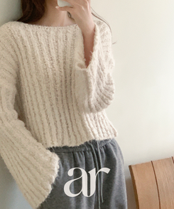 （ふんわり華奢見え♥／MDおすすめ）フェザーヤーンオフショルダーニット・長袖 IVORY