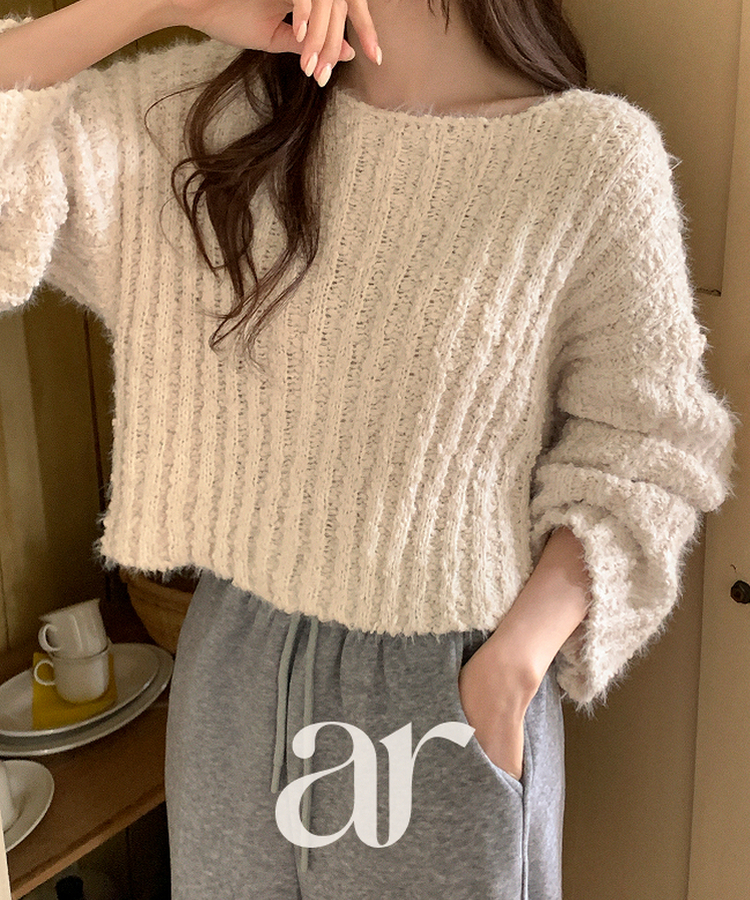 （ふんわり華奢見え♥／MDおすすめ）フェザーヤーンオフショルダーニット・長袖 IVORY